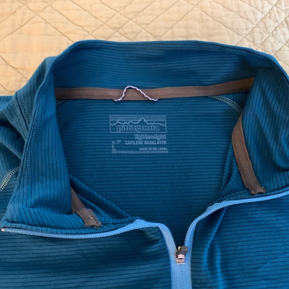 Patagonia Men's Blue Lightweight Long-Sleeved Capilene Baselayer Quarter Zip - Picture 3 of 4